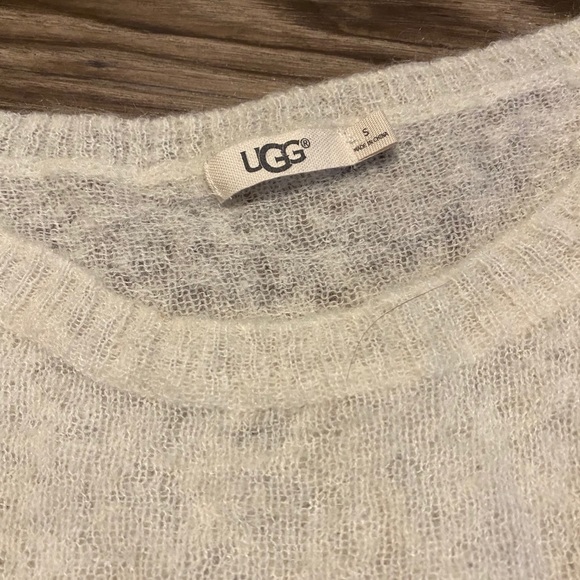 UGG Sweaters - Crop sweater